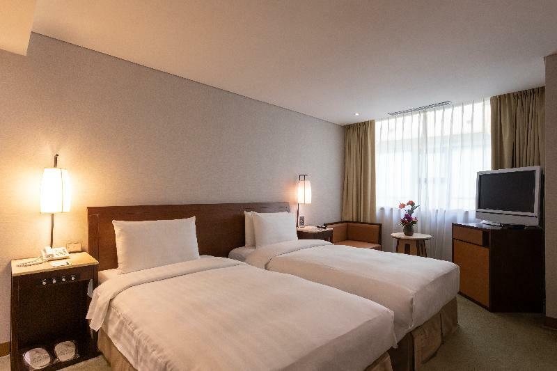 Beitou Sweet Me Hot Spring Resort 3*